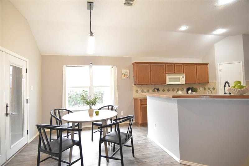 215 Longhorn Trail, Grand Prairie TX 75052 - Photo 15