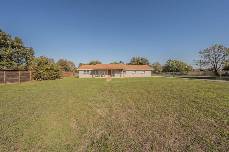 729 Silver Creek Azle Road, Azle TX 76020 - Photo 2