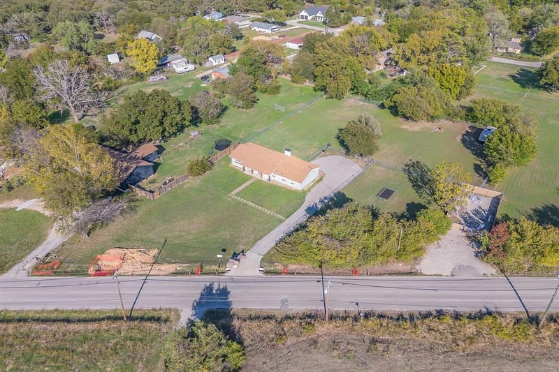 729 Silver Creek Azle Road, Azle TX 76020 - Photo 4
