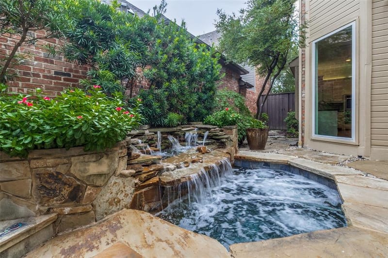 8327 Coral Drive, Dallas TX 75243 - Photo 27
