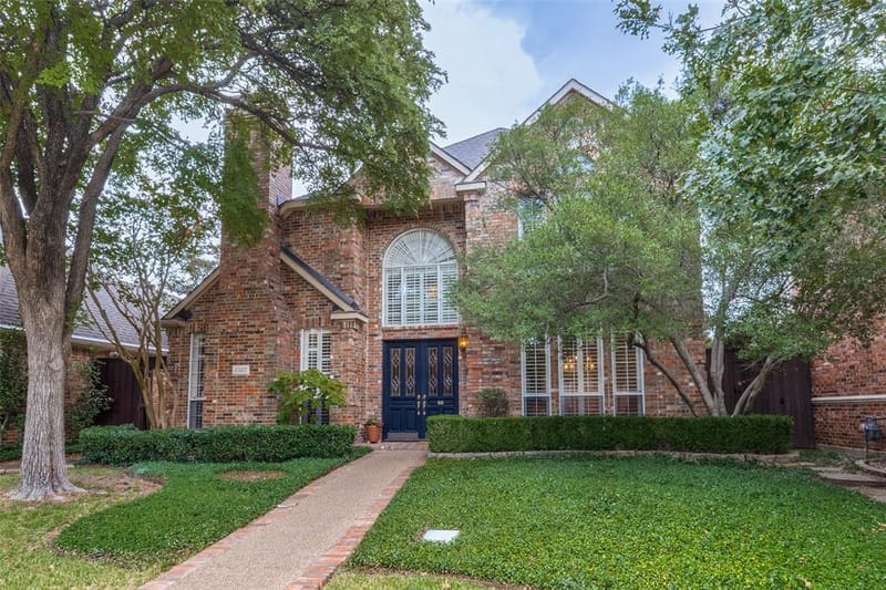 8327 Coral Drive, Dallas TX 75243 - Photo 2