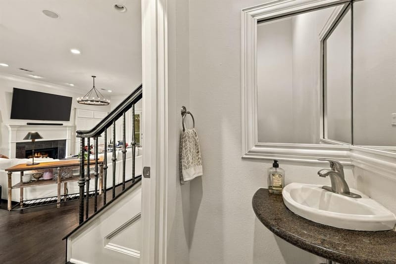 4330 Gilbert Avenue # C, Dallas TX 75219 - Photo 17