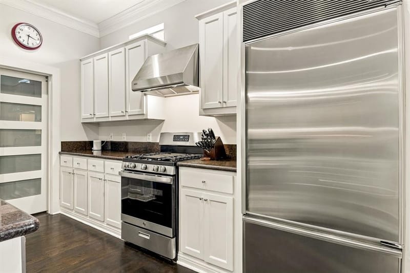 4330 Gilbert Avenue # C, Dallas TX 75219 - Photo 22