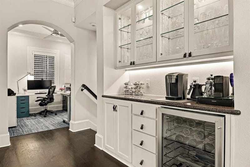 4330 Gilbert Avenue # C, Dallas TX 75219 - Photo 11