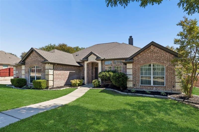 1208 Saddle Trail, Willow Park TX 76087 - Photo 2