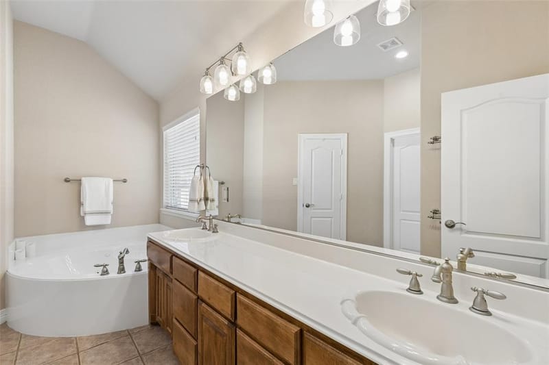 1208 Saddle Trail, Willow Park TX 76087 - Photo 24