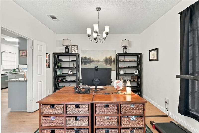 4323 Briar Hill Drive, Grand Prairie TX 75052 - Photo 8