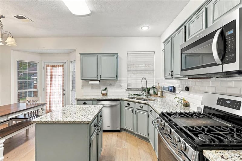 4323 Briar Hill Drive, Grand Prairie TX 75052 - Photo 21