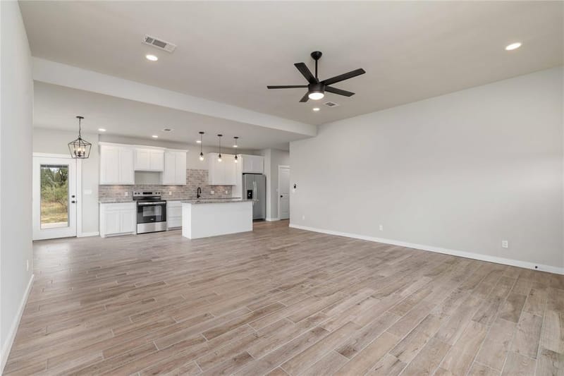 7605 Safe Harbor Drive, Brownwood TX 76801 - Photo 6