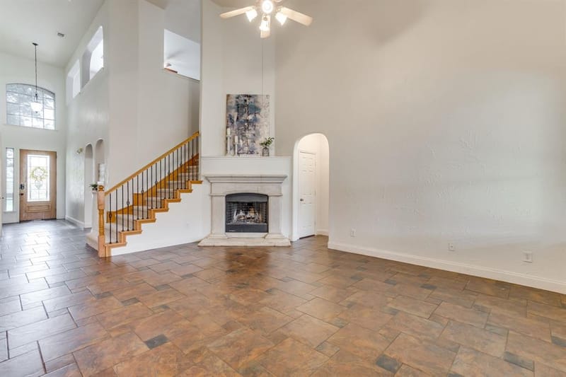 1008 Linden Drive, Burleson TX 76028 - Photo 9