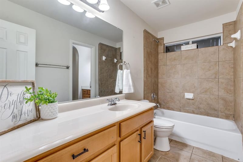 1008 Linden Drive, Burleson TX 76028 - Photo 34