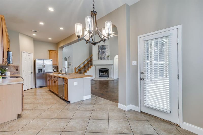 1008 Linden Drive, Burleson TX 76028 - Photo 15