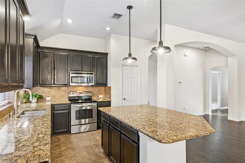 405 Highland Ridge Drive, Wylie TX 75098 - Photo 2