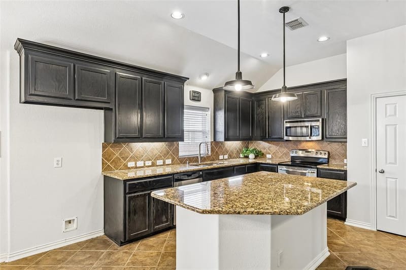 405 Highland Ridge Drive, Wylie TX 75098 - Photo 9