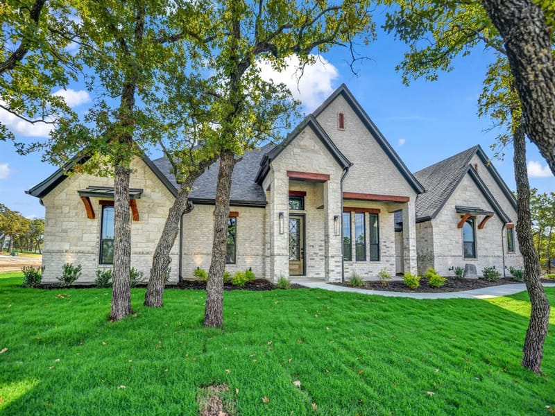 2024 Forest Bridge Drive, Azle TX 76020 - Photo 8