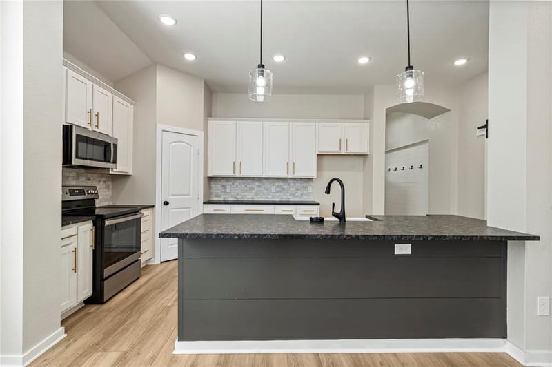 3108 Gilchrist Drive, Waco TX 76655 - Photo 8