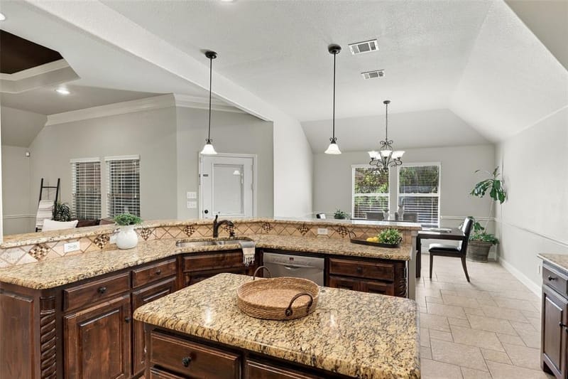 107 Chance Court, Springtown TX 76082 - Photo 7