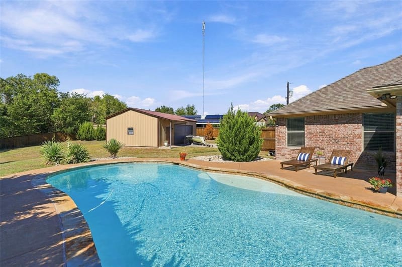 107 Chance Court, Springtown TX 76082
