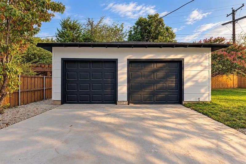 865 Peavy Road, Dallas TX 75218 - Photo 26