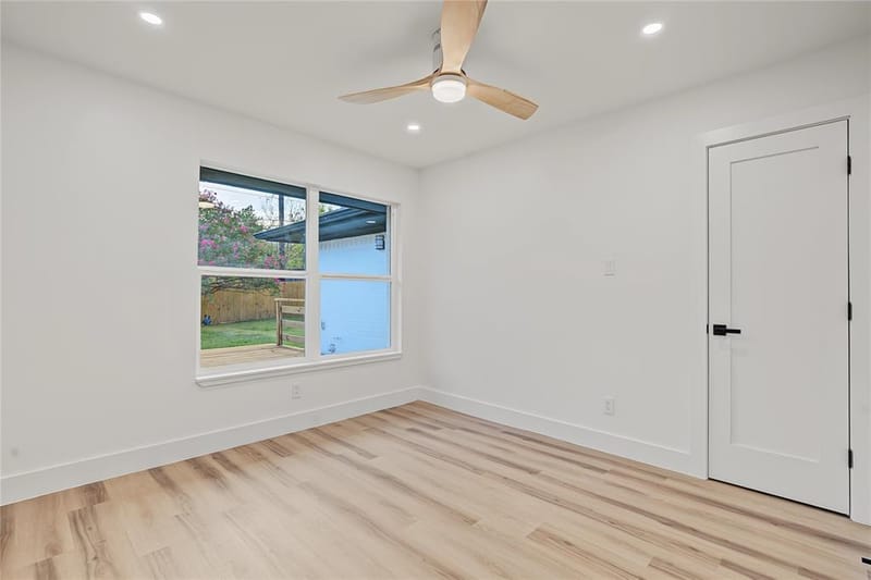 865 Peavy Road, Dallas TX 75218 - Photo 18