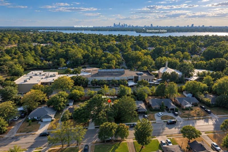 865 Peavy Road, Dallas TX 75218 - Photo 4
