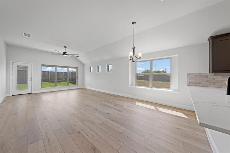 2452 Acacia Road, Cleburne TX 76033 - Photo 9
