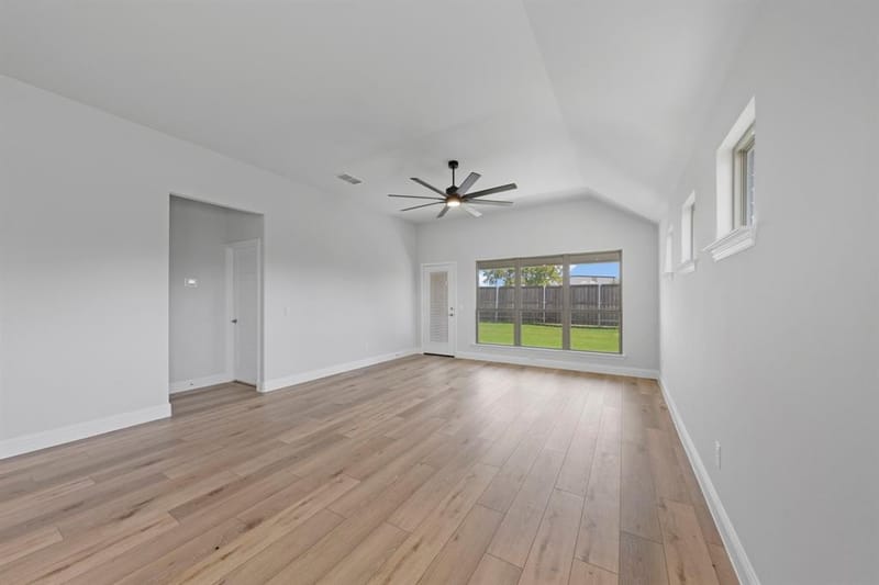 2452 Acacia Road, Cleburne TX 76033 - Photo 10
