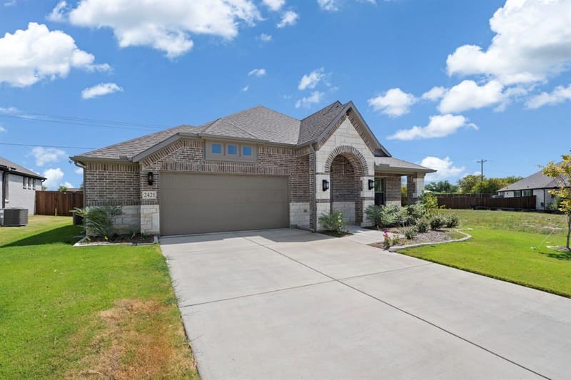 2452 Acacia Road, Cleburne TX 76033 - Photo 29