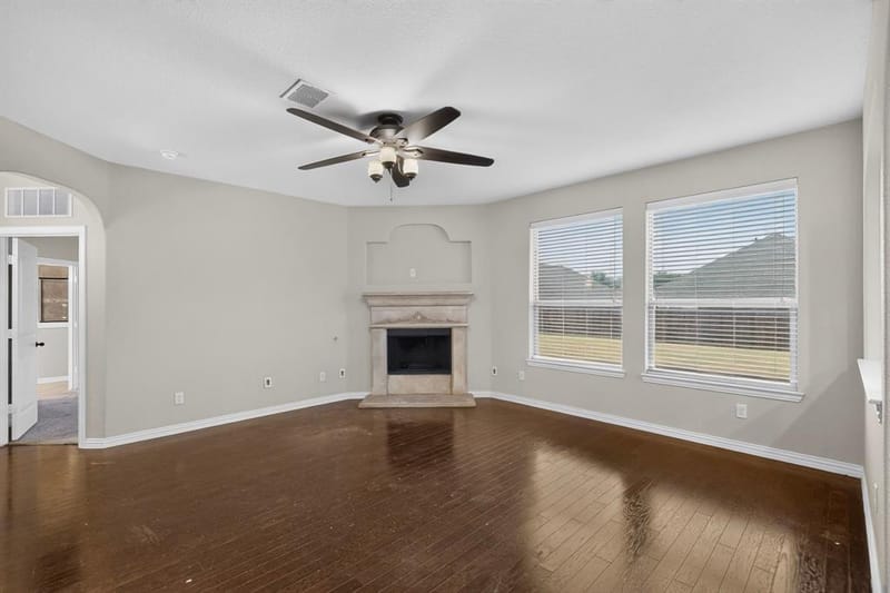111 Thoroughbred Street, Waxahachie TX 75165 - Photo 7