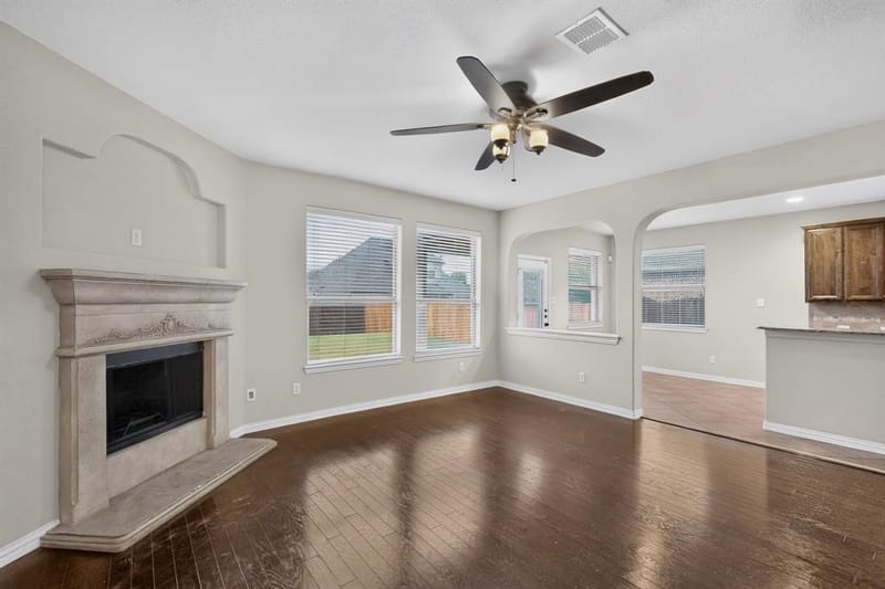 111 Thoroughbred Street, Waxahachie TX 75165 - Photo 8