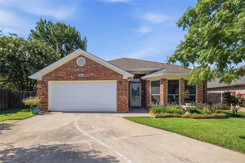 6801 Descanso Gardens Drive, Fort Worth TX 76132