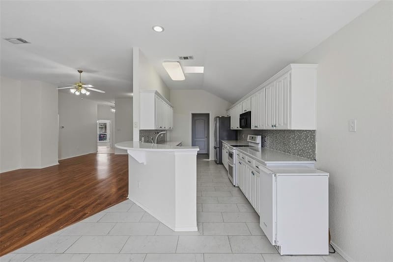 6801 Descanso Gardens Drive, Fort Worth TX 76132 - Photo 11