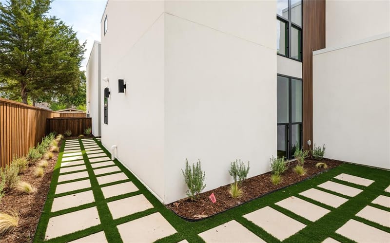 4430 Stigall Street, Dallas TX 75209 - Photo 2
