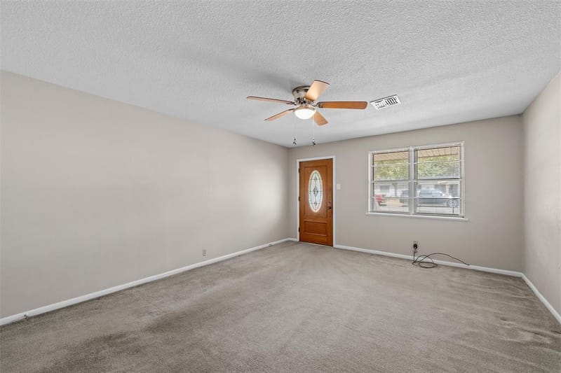 107 E Dawn Drive, Robinson TX 76706 - Photo 5