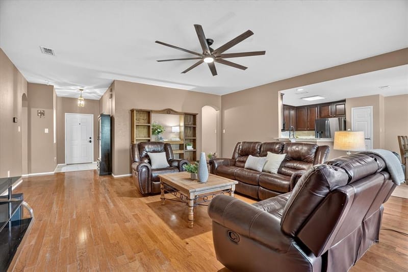 6608 Silver Oak Lane, Fort Worth TX 76135 - Photo 7