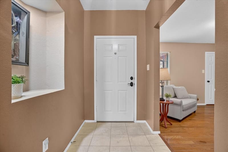 6608 Silver Oak Lane, Fort Worth TX 76135 - Photo 4