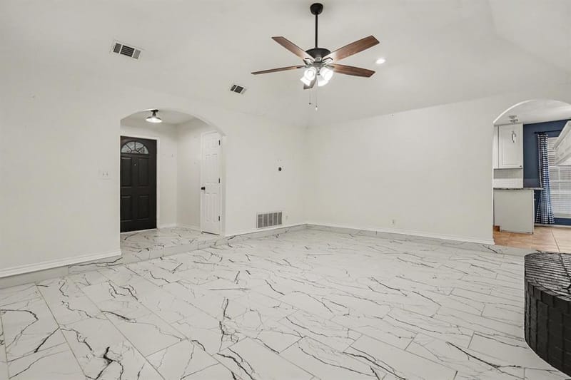 937 Jessica Drive, Burleson TX 76028 - Photo 5