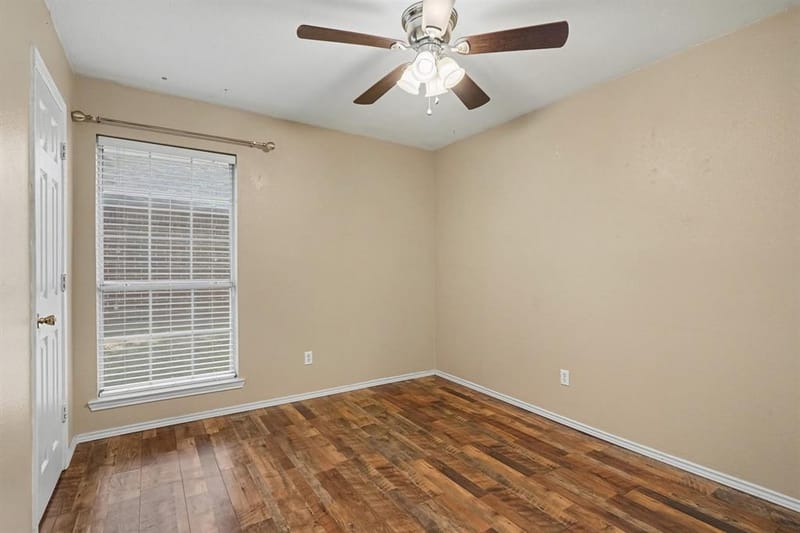 937 Jessica Drive, Burleson TX 76028 - Photo 24