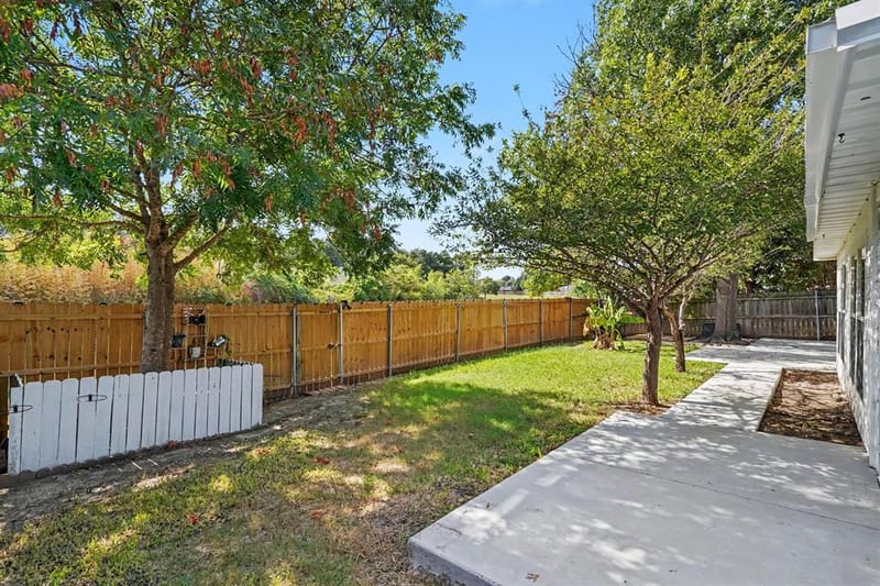 937 Jessica Drive, Burleson TX 76028 - Photo 31