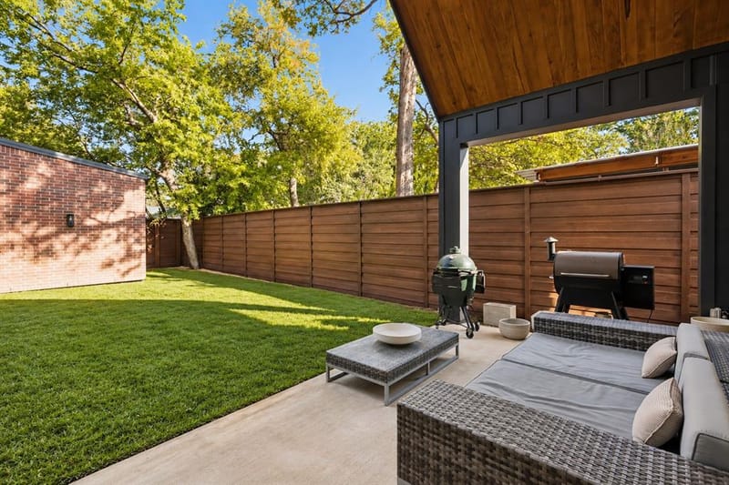 8645 Redondo Drive, Dallas TX 75218 - Photo 28