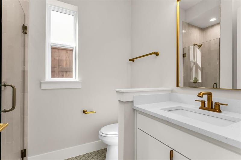 13095 Broadhurst Drive, Frisco TX 75033 - Photo 6