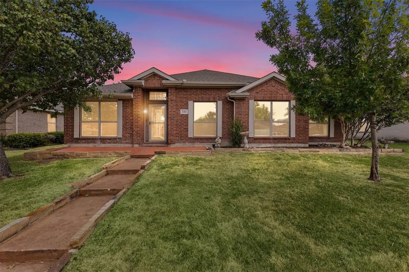 232 Laramie Lane, DeSoto TX 75115