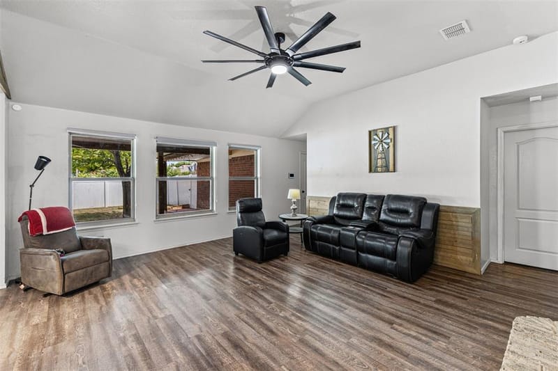 232 Laramie Lane, DeSoto TX 75115 - Photo 10