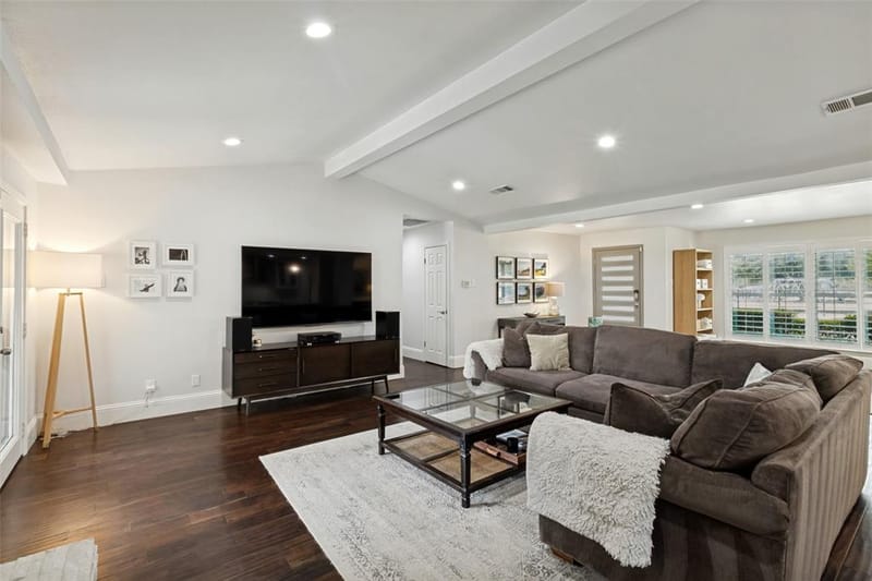 4739 Harvest Hill Road, Dallas TX 75244 - Photo 6
