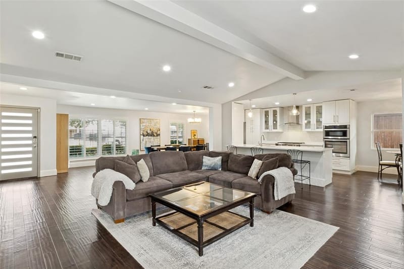 4739 Harvest Hill Road, Dallas TX 75244 - Photo 4