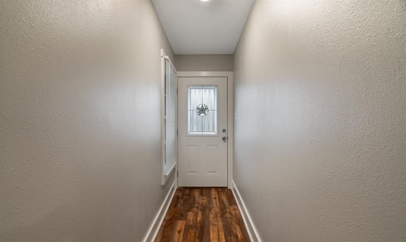 2001 6th Street, Brownwood TX 76801 - Photo 4