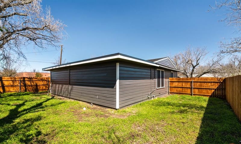 2001 6th Street, Brownwood TX 76801 - Photo 25