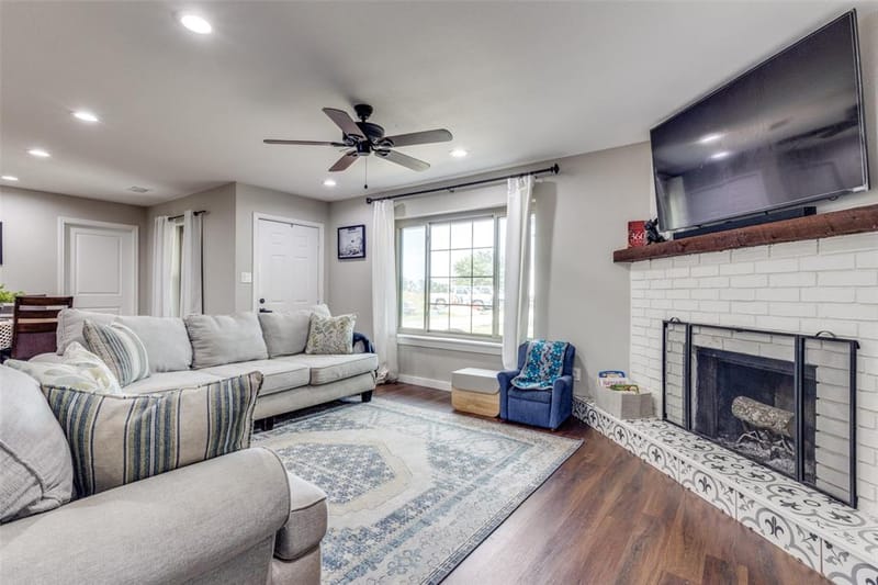 6482 County Road 321, Valley View TX 76272 - Photo 6