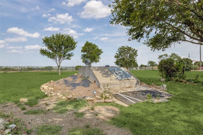 6482 County Road 321, Valley View TX 76272 - Photo 31