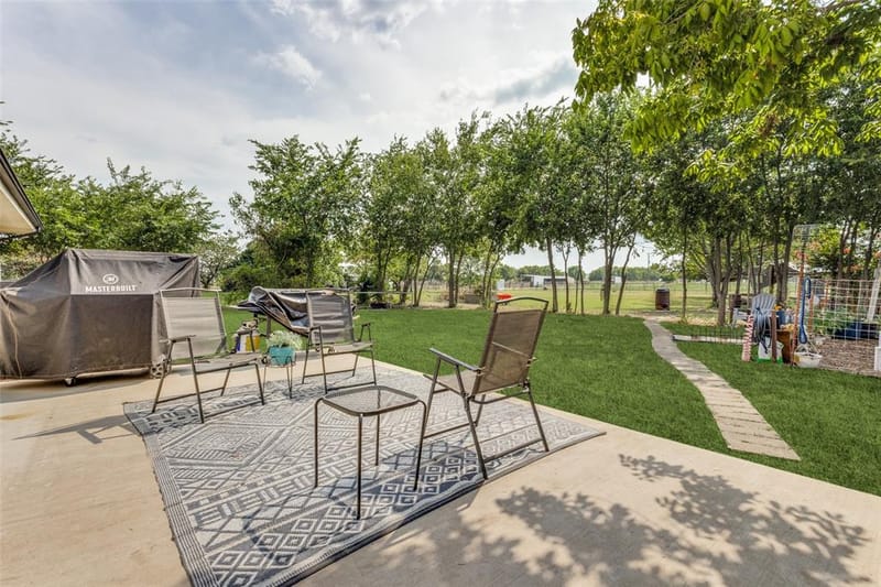 6482 County Road 321, Valley View TX 76272 - Photo 29